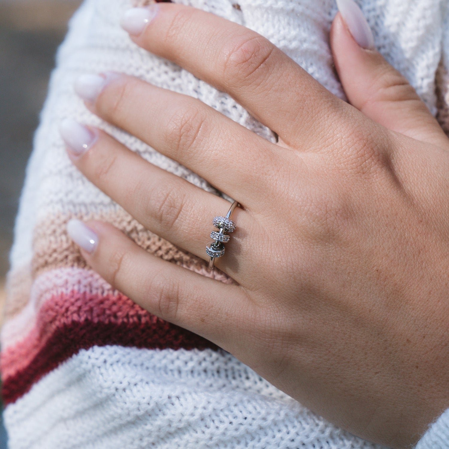 Rondelle Trio Fidget Ring - Image 3